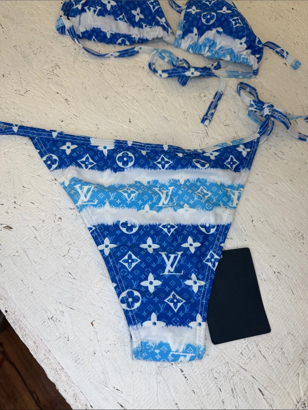 Louie Vuitton NWT 2 pc bikini, SZ SM blue,/wht signature logo pattern - Picture 5 of 5